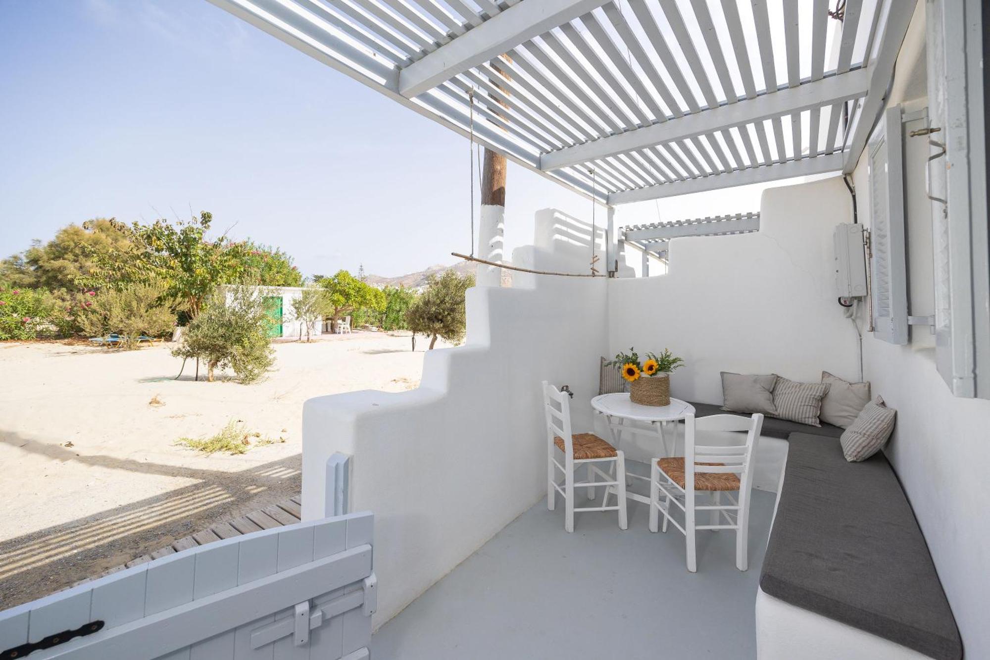 Flisvos Beach Apartments Naxos City Exterior photo